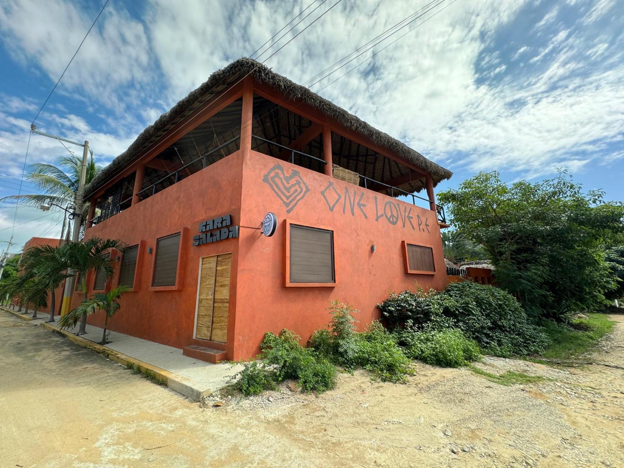 One Love Hostal Puerto Escondido Puerto Escondido  Buitenkant foto