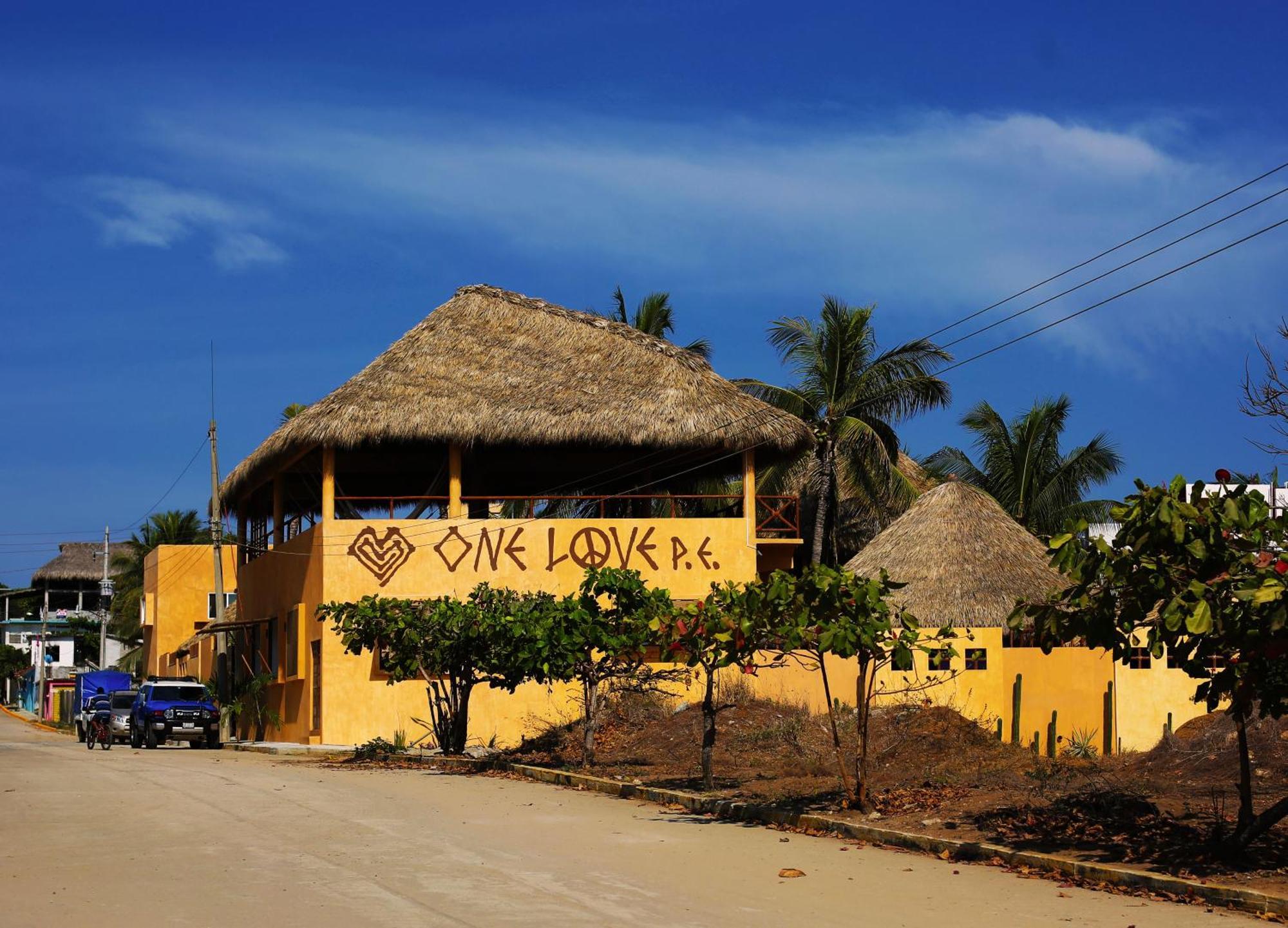 One Love Hostal Puerto Escondido Puerto Escondido  Buitenkant foto